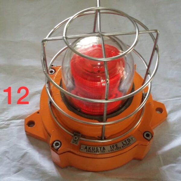 Light 04